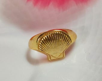 Handmade Gold Shell Ring , Ocean Inspired Seashell, Statement Jewelry for Women, Beautiful Gift Ring For Her