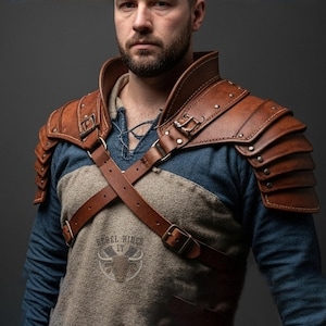 Handmade Genuine Leather Shoulder Armor | Medieval Renaissance Pauldron Set | Custom LARP Cosplay Armor | Fantasy Costume Gear