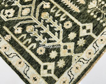 Olivgrüner Oushak Teppich, Handgemachter Türkischer Wollteppich, Vintage Modernes Design
