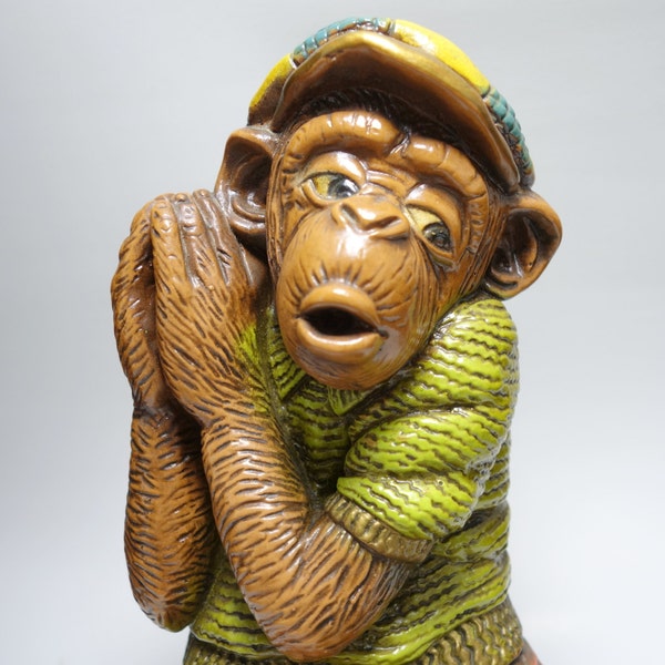 Vintage Chalkware Golf Chimp Statue, Golf Monkey Statue, Golf Chimp Statue, Chalkware Chimp Statue, Putting Chimp Statue, Golf Monkey, Golf