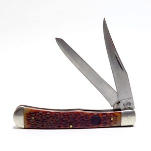 Vintage Queen Cutlery Jigged Delrin Scales Two Blade Gunstock Trapper Folding Pocket Knife
