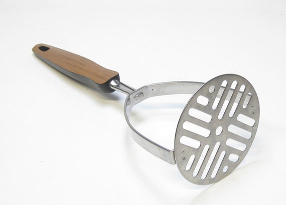 Household Japan Stainless Steel Potato Vegetable Masher Black Handle – Olde  Kitchen & Home