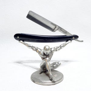 c.1860-1880&#39;s Wade & Butcher Sheffield England Hollow Ground 6/8&quot; Blade Ebony Rubber Scales Straight Razor