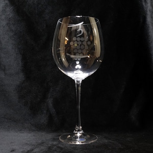 Vintage Bohemia Crystal Etched Grape 28 oz. Burgundy Wine Glass Original Factory Sticker