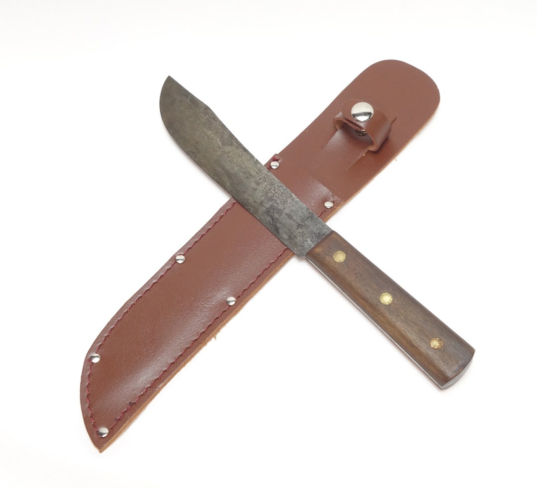 1940's Robeson Cutlery Co. Hammer Carbon Steel Full Tang Walnut