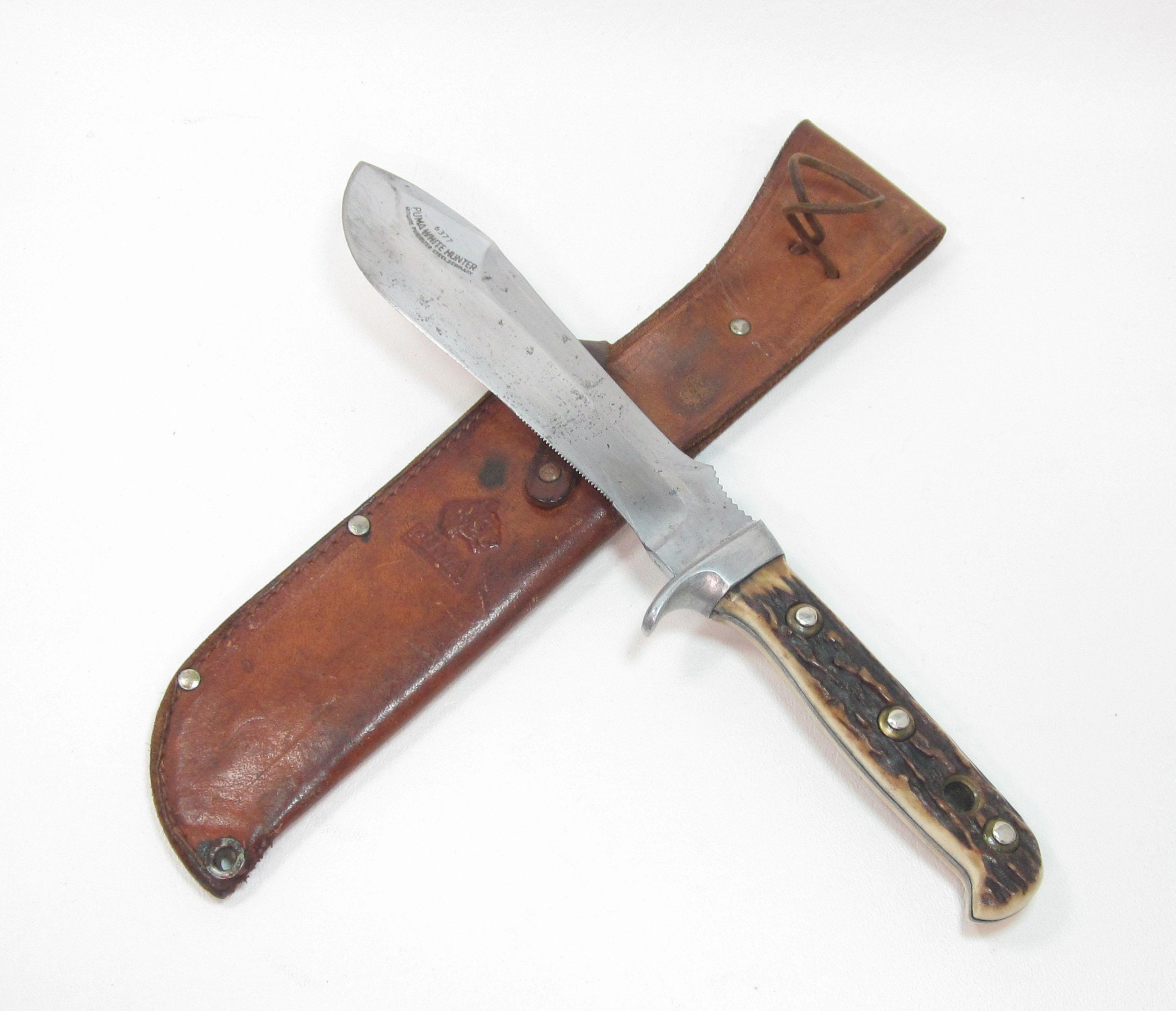 C.1956-1964 Pre-date Puma Stag Handle White Hunter