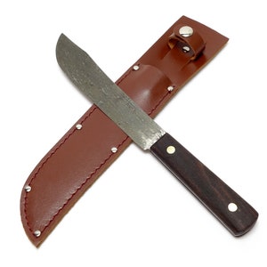 1940&#39;s Queen Cutlery Co. Hammer Forged Carbon Steel Full Tang Walnut Scales Stiff Blade Bullnose Bowie Style Butcher Knife & Leather Sheath