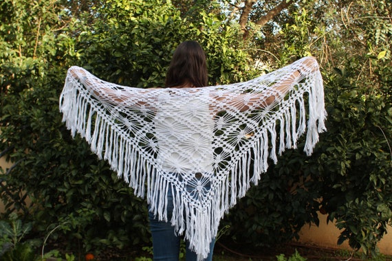 white lace shawls