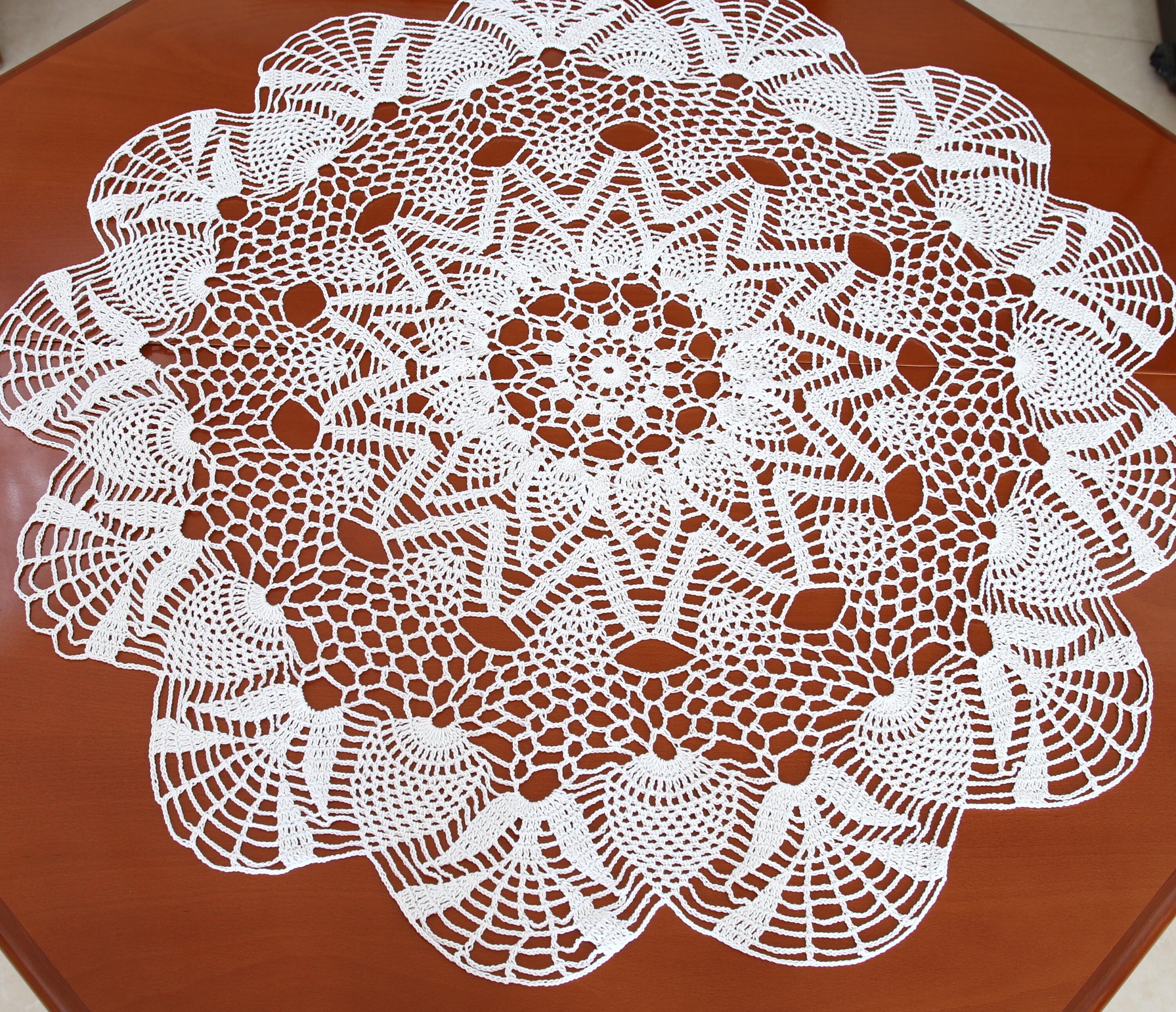 Nappe En Dentelle Blanche