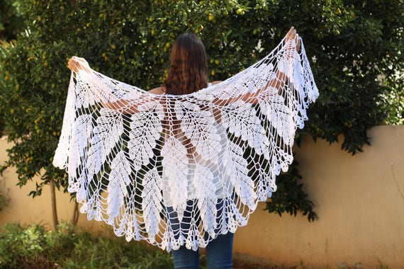 Lace 2025 wraps shawls