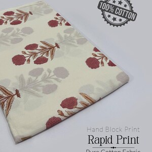 Tessuto di cotone con stampa floreale a mano: arredamento leggero per la casa