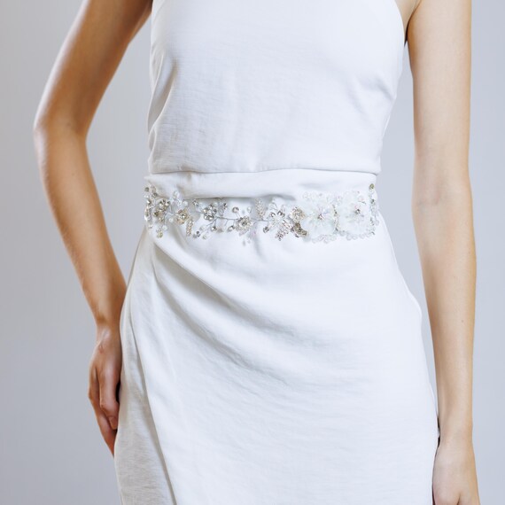 Elegant Silver Embellished Belt Amazon.com: Wiywef Women Skinny Leather Belt Glitter Silver  main image 2