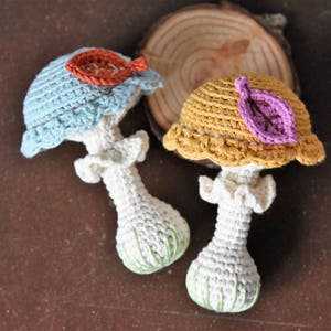 PATTERN - Mushroom rattle - amigurumi crochet pattern, downloadable pdf, baby gift, DIY