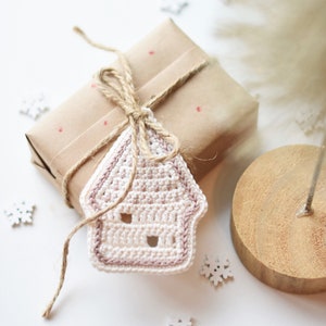 PATTERN - Gingerbread house ornament - crochet pattern, Christmas ornaments, home decorations, crochet ornaments, gift wrapping, DIY