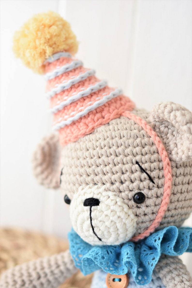 Amigurumi bear pattern Birthday bear and yummy cake crochet pattern, pdf tutorial, lilleliis design, DIY image 6