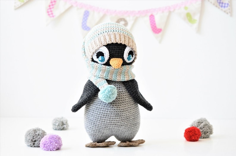 PATTERN Pompom hat penguin amigurumi pattern, crochet pattern, penguin pattern, DIY, 5 languages image 1