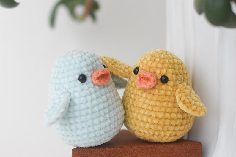 Little Chick in an Egg Shell Amigurumi Pattern Crochet Easter Decoration Tutorial Bird Toy image 3