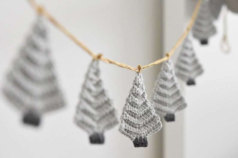 Crochet Christmas Tree Garland Pattern - Beginner-Friendly Amigurumi Decoration & Gift Wrapping Idea (PDF Pattern) image 1