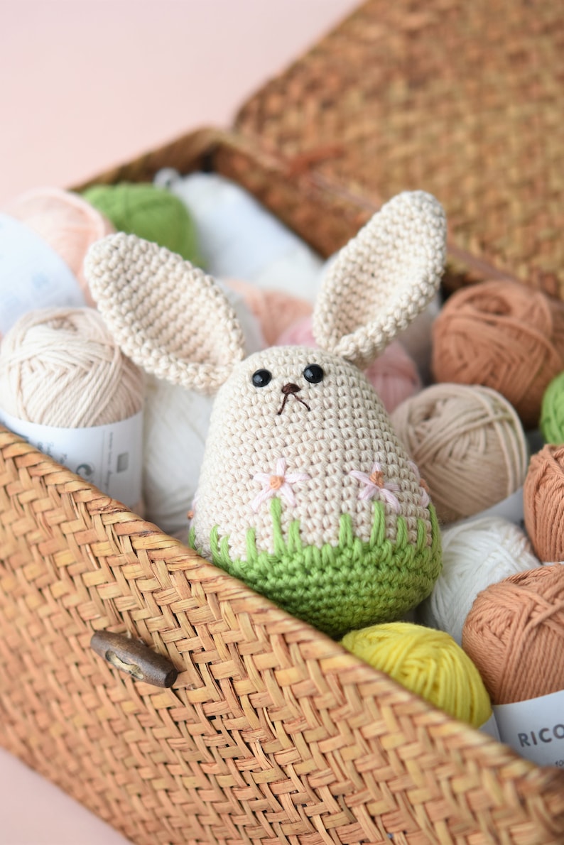 Frühlingshase Amigurumi Anleitung, Häkelanleitung, Osterhase, Hasenei, Anleitung, Rezept Bild 5