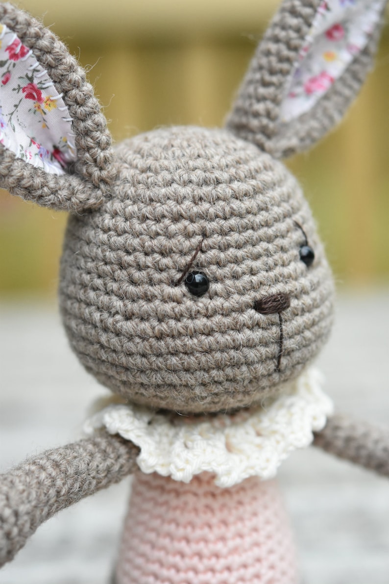 PATTERN Lace collar bunny crochet pattern, amigurumi pattern, bunny pattern, amigurumi bunny, crochet bunny, DIY image 7