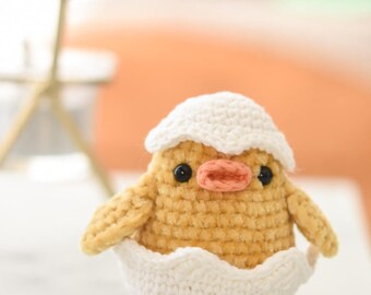 あみぐるみイースターひよこ – 卵の殻の中の小さなひよこ（PDFパターン