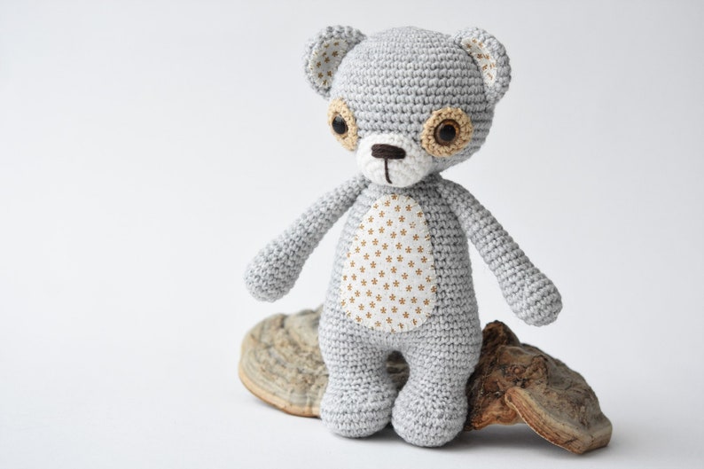 Amigurumi pattern bear Treasure the Teddy classical one piece, printable pdf, crochet tutorial, DIY image 3