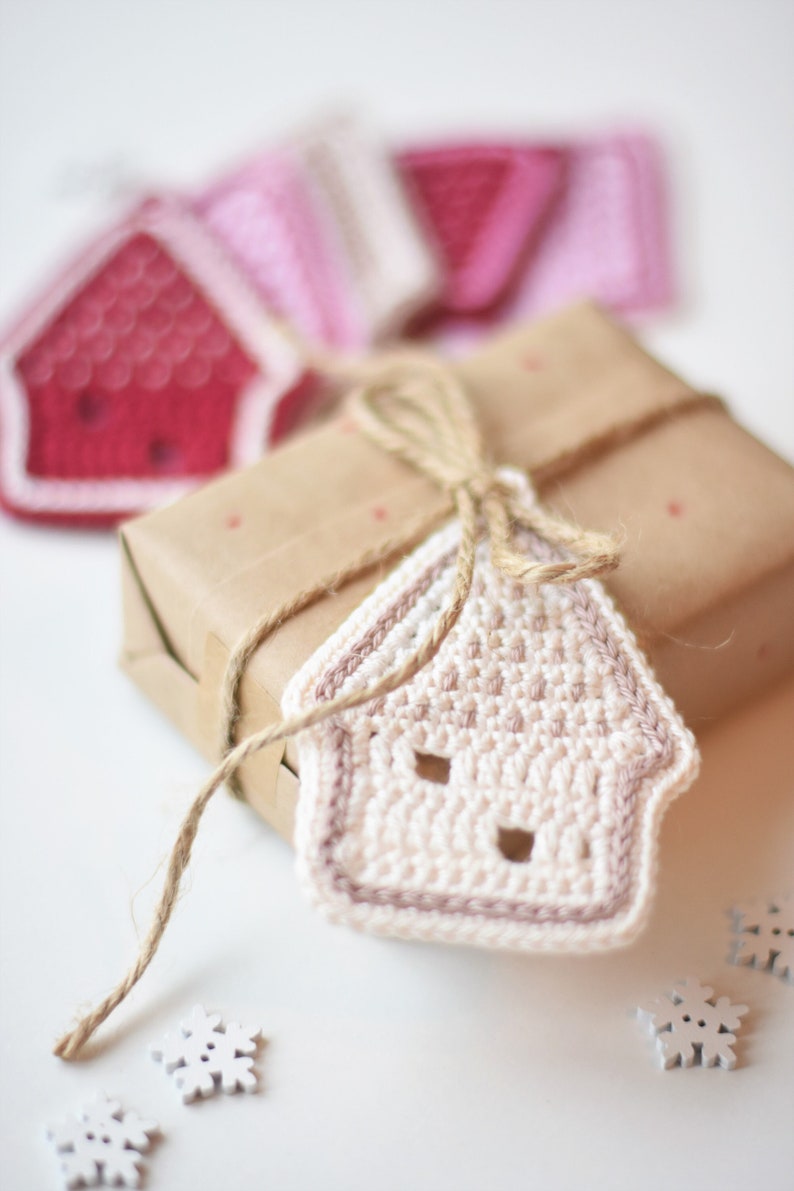 PATTERN Gingerbread house ornament crochet pattern, Christmas ornaments, home decorations, crochet ornaments, gift wrapping, DIY image 10