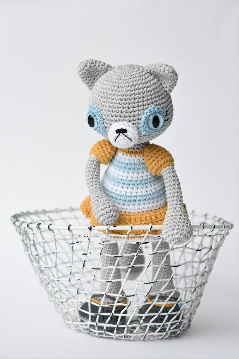 Amigurumi cat pattern Hilda the Ragamuffin crochet cat toy, printable pdf, tutorial, DIY image 6
