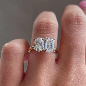 Toi et Moi Moissanite Engagement Ring: Oval & Emerald Cut, 14K Gold
