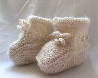 Alpaca Baby Booties Knitted Cream Newborn 0 to 3 Month Plus 3 Months Natural Undyed Yarn Hand Knitted Handmade Unisex Girl Boy Devon UK