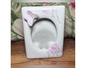 Vintage Porcelain 3-D Butterfly Picture Frame Floral Design