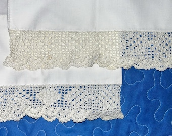 Crochet Lace Edge Pillowcases Set Of Two Queen Standard Pillowcases Shabby