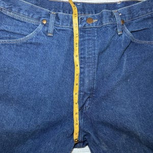 Pantalones vaqueros Wrangler de corte vaquero vintage para hombre, talla 36x36, fabricados en EE. UU. imagen 3