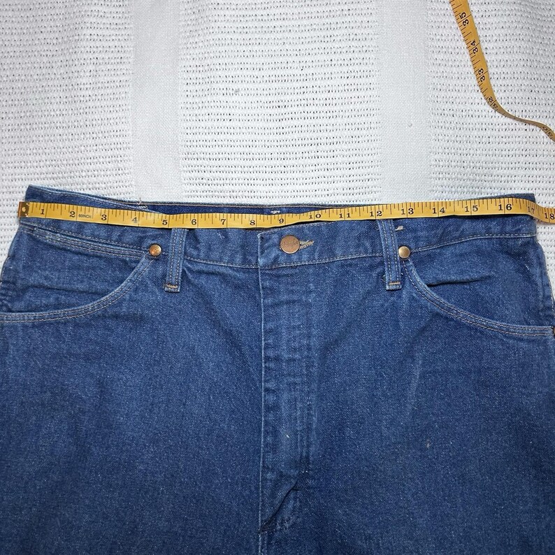 Pantalones vaqueros Wrangler de corte vaquero vintage para hombre, talla 36x36, fabricados en EE. UU. imagen 4