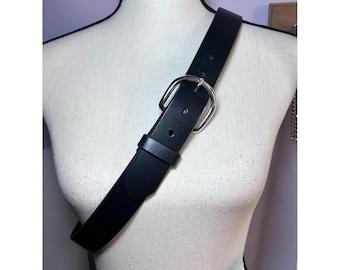Cinturón Tony Lama para hombre, talla 38, de cuero negro liso con hebilla plateada, fabricado en EE. UU.