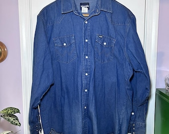 Vtg Wrangler Pearl Snap Shirt Mens XXL Blue Denim Western Rodeo Cowboy Unhemmed