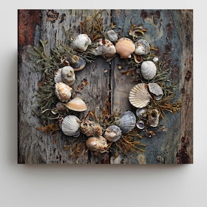 Seashell and Seaweed Coastal Wreath, Nautical Beach Cottage Wall Decor, Ocean Inspired Rustic Seaside Home Decoration, Weathered Look
