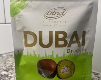 Dubai Dragée: Krem pistacjowy z mlecznej czekolady z ryżem prażonym (2,12 uncji, zamykana torebka)