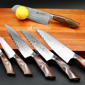 Santoku Damascus messenset – 6-delig inclusief broodmes en koksmes | 67 lagen handgesmeed Damascusstaal afbeelding 2