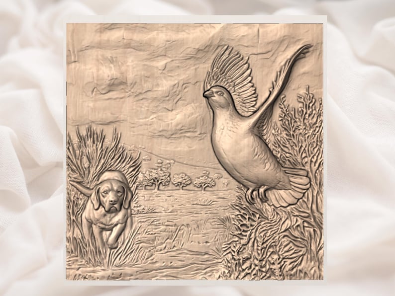 Puede incluir: Un detallado relieve representa una escena de caza. Un perro con sombrero corre por la hierba alta, mientras un p&aacute;jaro alza el vuelo. La obra de arte es en tonos marrones, con un aspecto texturizado, lo que sugiere un estilo r&uacute;stico o vintage.