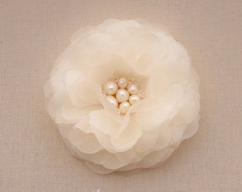 Freshwater Pearl Wedding Hair Flower, Pure Silk Bridal Hair Flower, Ivory Flower Bridal Headpiece, Natural Pearl Floral Wedding Headpiece