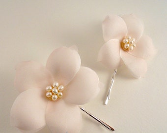 Freshwater Pearl Wedding Floral Hairpins, Set of 2  Pink Floral Bridal Hairpins, Pink Flower Hairpins, Flower Hairpins with Pearls