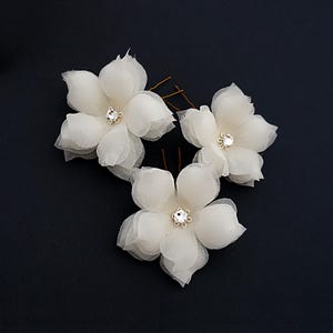Pure Silk Wedding Hair Flower, Flower Bridal Headpiece, Floral Wedding Headpiece, Bridal Hairpin, Bridal Hair Flower with Crystal Rhinestone