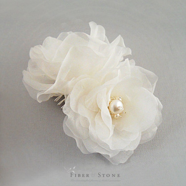 Pure Silk Bridal Hair Comb with Freshwater Pearl , Bridal Hair Accessories, Rose Hair Clips, Ivory Rose Bridal Hairpiece, Wedding Headpiece