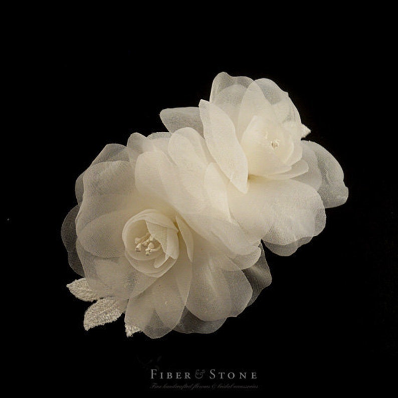 Floral Bridal Headpiece with Pure Silk, Bridal Flower Comb, Floral Bridal Head Piece Ivory Flower Wedding Headpiece, Floral Wedding Comb image 2