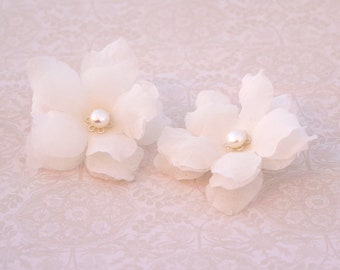 100% Silk Bridal Earrings, Floral Bridal Earrings, Bridal Flower Earring, Freshwater Pearl Wedding Earrings, Floral Freshwater Pearl Earring