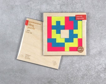 Square Pentomino Puzzle- HiLite