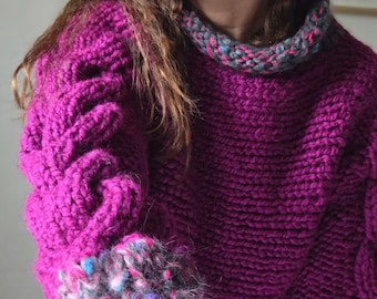 Handgebreide paarse wolmix trui - kabelgebreide mouwen, gezellige oversized wintertrui, unieke handgemaakte gebreide kleding