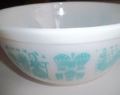 Butterprint, 403 Vintage Pyrex Nesting Mixing Bowl 2.5Quart, Medium