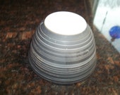 SALE Terra-cotta, 401 Vintage Pyrex Nesting Mixing Bowl 1.5PintFlat